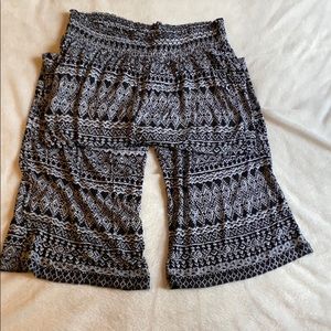 Mossimo supply co. Flowy wide leg pant